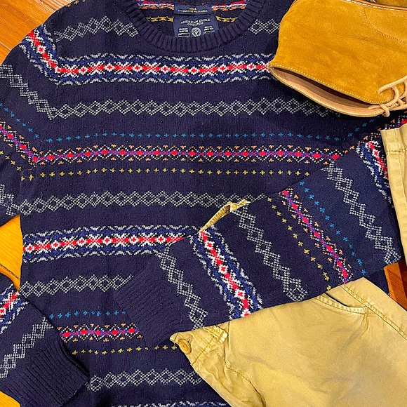 AE Super Soft Crew Neck Sweater - Size Large - Picture 2 of 9